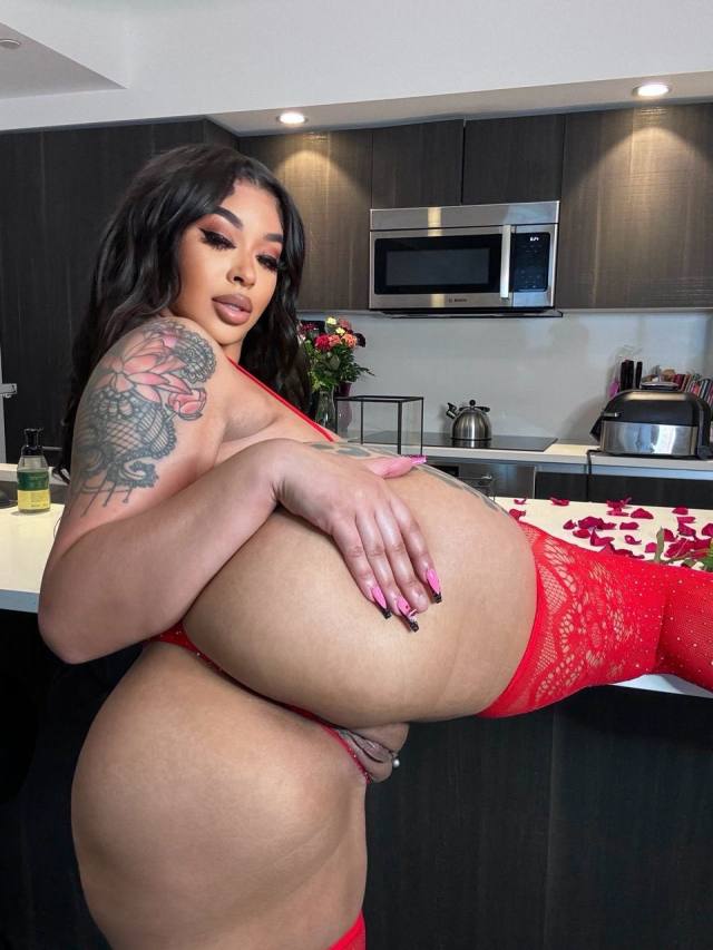 I’m Available for sex hookup, massage and I also sell nude videos too 👅 Hit me up on Telegram: @Madixx13 or text me on WhatsA