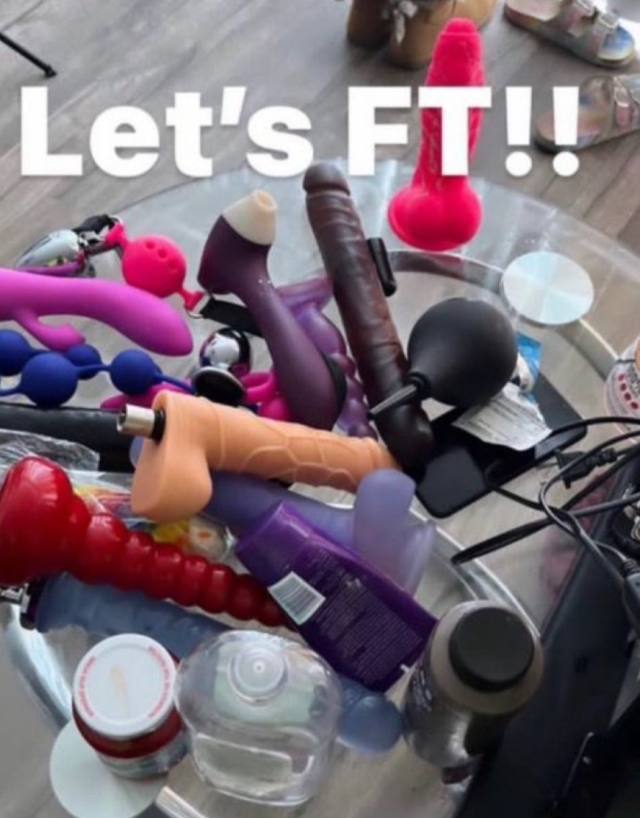 Enjoy FT&MT here 💦🤪💦