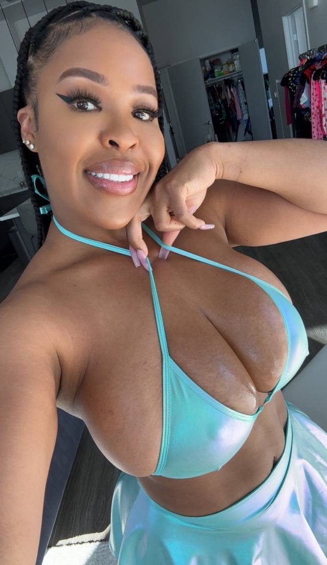 Professional Bodyrub | Private & Discreet phone: (702) 445-5894