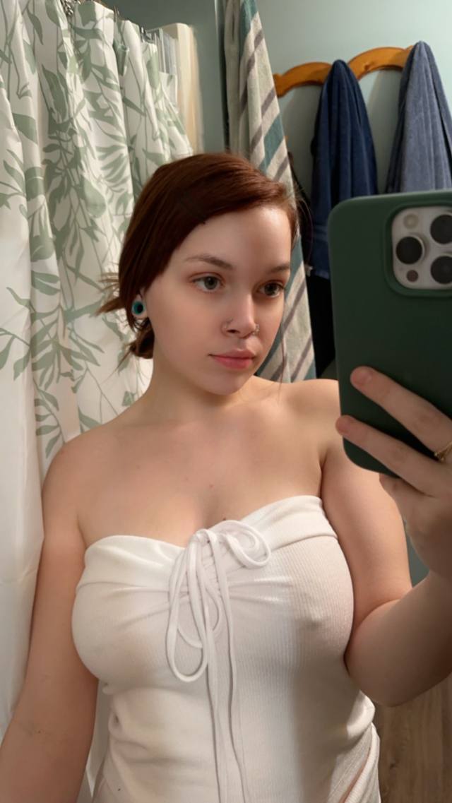 AVAILABLE for HOOKUP😘, I ACCEPT PAYMENT in PERSON💰✅) I’M DTF 🍆🍑 ✍️…Text Me 💬 +13213145306