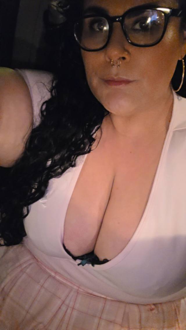 INVITE-ONLY SWINGERS GATHERING | PRIVATE HOTEL SUITE | 18+