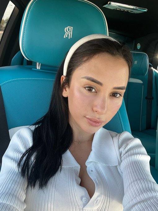 Hello i’m in town looking to have an amazing experience ❤️❤️ this is Alicia