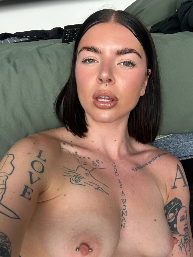 Horny Queen💘Available For Hookup💘Incall/Outcall/🚗Carfun💦Available 24/7. sex with different hot skills 🥵am very clean 🧼