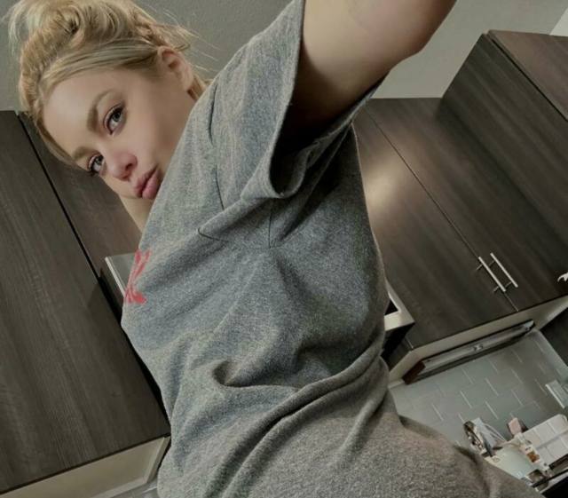 (669) 324-4992 [] Elegant, Genuine, and Thoughtful Woman Seeking a Meaningful and Lasting Connection Built on Trust and Mutua