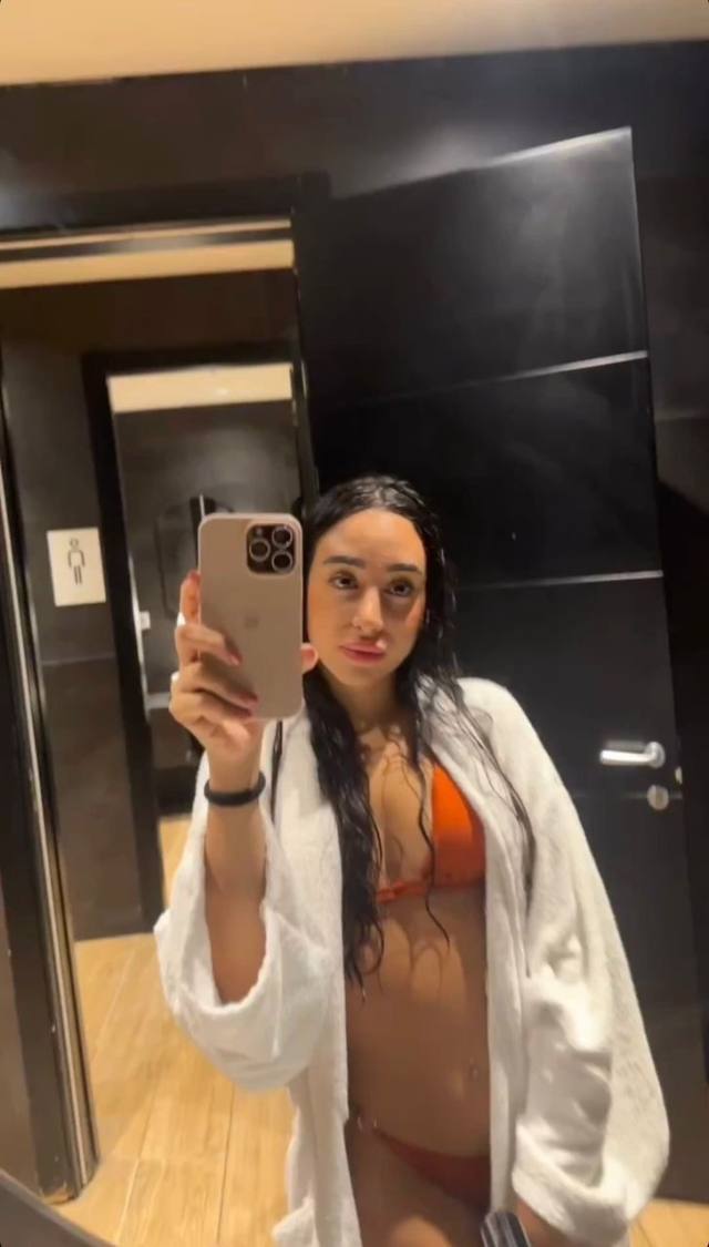 Hit 👿me up for fun 💦