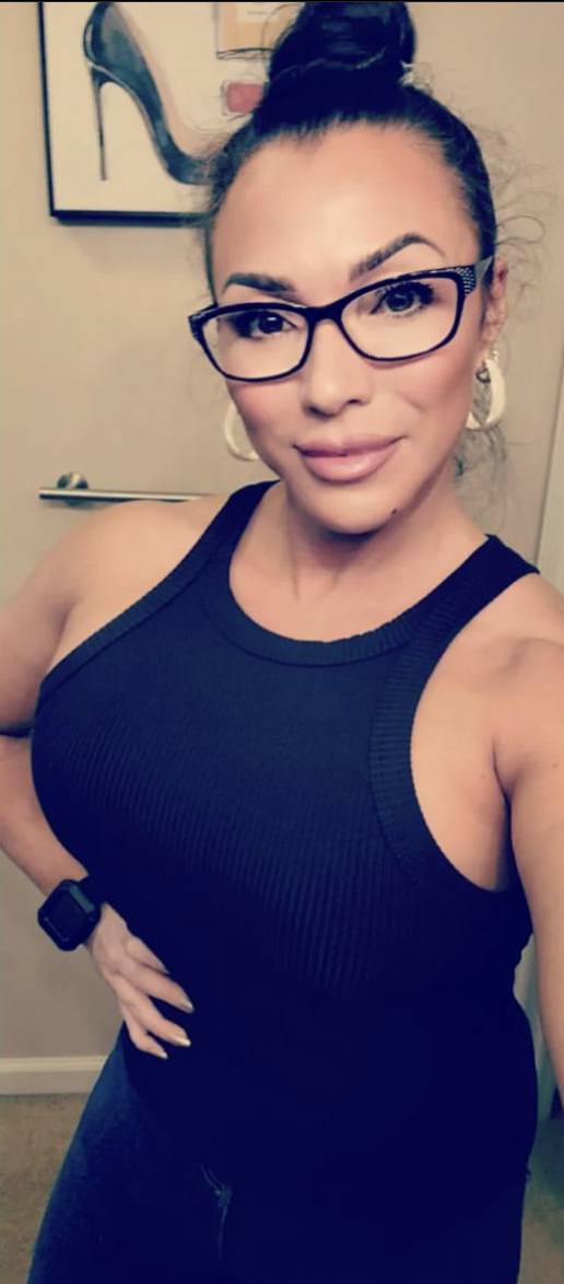 EXPERIENCED DOMINANT HOSTING TONIGHT FOR NEWBIES READY FOR,Facesitting ,PEGGED , SISSIFIED , FEET, Bondage ,,Toilet , USED AS