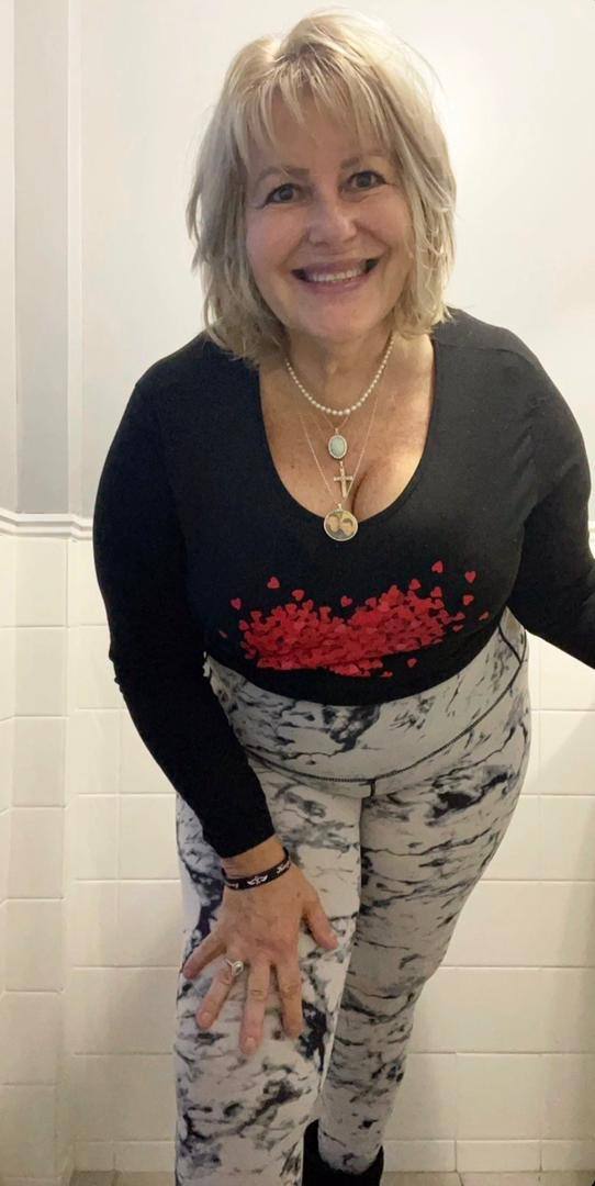 I’m looking for a loyal man to spoil with $3000 weekly