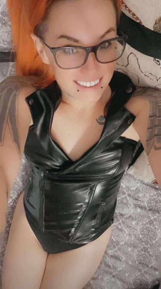NO PAYMENT REQUIRED- SEXY SINGLE MOM FOR MEET AND FUCK AS LONG AS YOU KNOW HOW TO USE YOUR DICK 🍆🍑🍆💦.