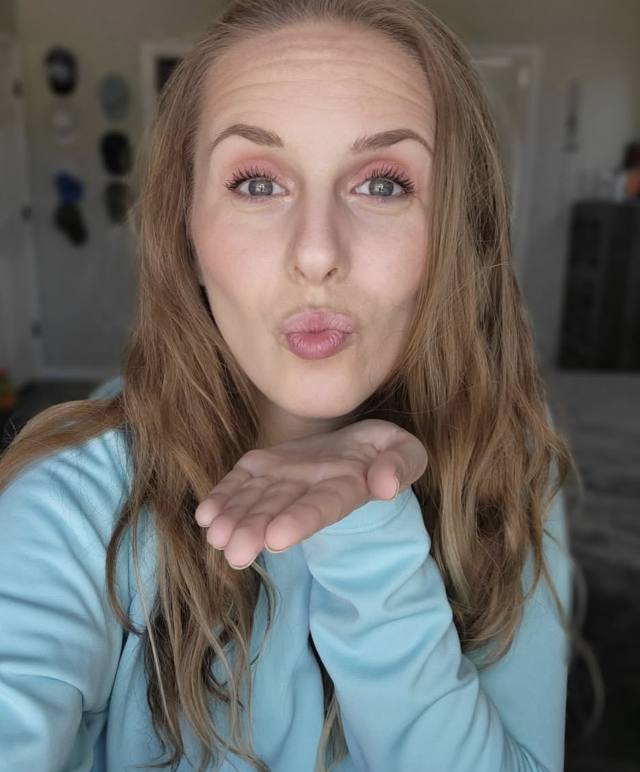 NO PAYMENT REQUIRED- SEXY SINGLE MOM FOR MEET AND FUCK AS LONG AS YOU KNOW HOW TO USE YOUR DIVK 🍑🍑💦💦🍆🍆.
