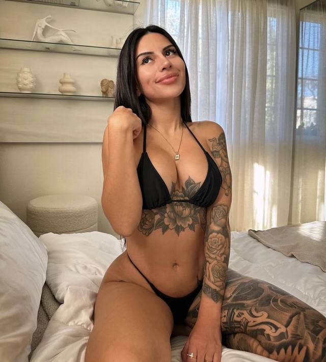 I’m a professional bodyworker 💯% Real & Ready Now👅Naughty Fun💋My Place Or Yoursalso available for GFE and milking table 🤪