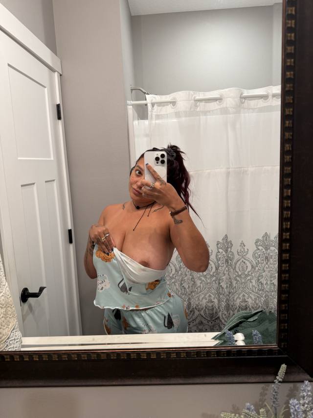 LET F**K 🍆👅👅👅🍆🍆👅😍, I’M AVAILABLE💦 ,STRIPPING,BODY & MASSAGE ,SEX 👅👅👅🍆🍆💬🙀 BOTH INCALL🥰 AND OUTCALL.ALSO SELL COKE IN GRAM &🎱 H