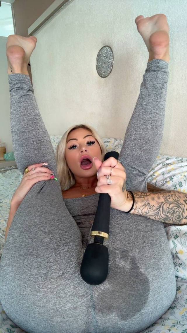 I’m available for hookup services both incall and outcall