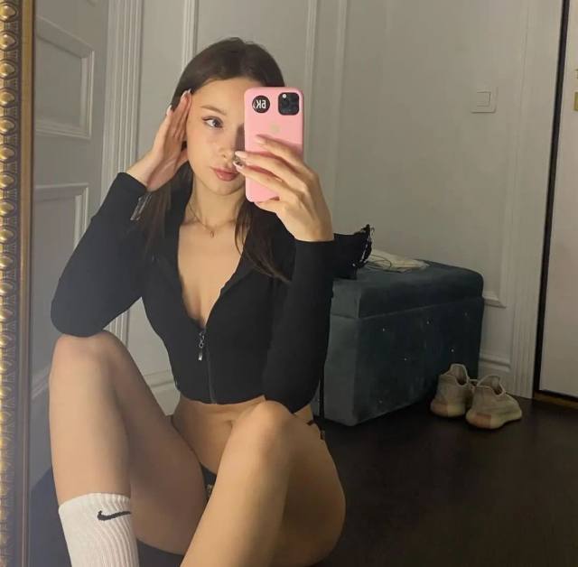 Hey I accept payment in person + 1 (239) 309-4570 🍑 the newly sexiest girl in town 👅😋