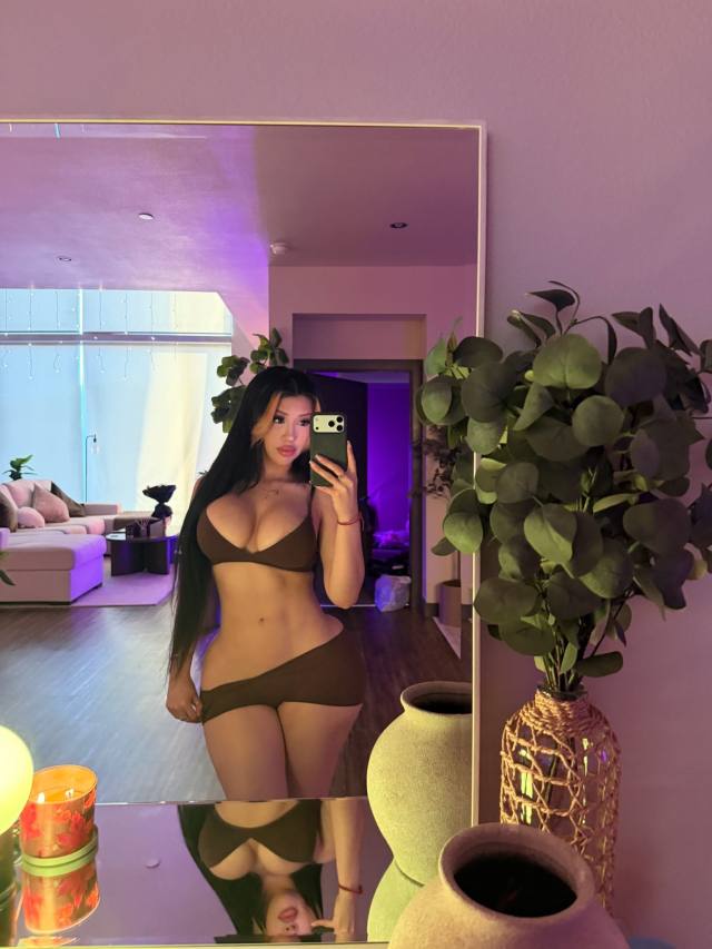 Hello i’m in town looking to have an amazing experience ❤️❤️ this is Lena