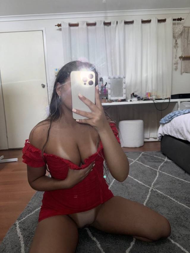 🍆🍑👅 I am so horny, I would want to sit on your face and make you taste my juice,🍆🍑🍆🍆I’M AVAILABLE NOW WITH NO RESTRICTIONS