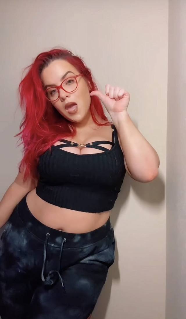 Enjoy giving sensual massages, deep throating, doing 69, fucking from behind, role playing