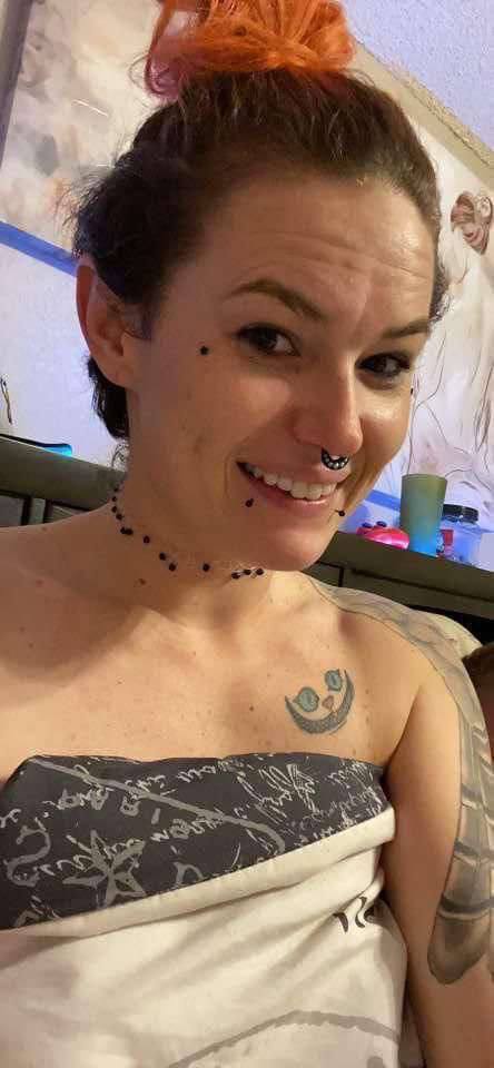 NO PAYMENT REQUIRED- SEXY SINGLE MOM FOR MEET AND FUCK AS LONG AS YOU KNOW HOW TO USE YOUR DICK 🍆🍑🍆💦.