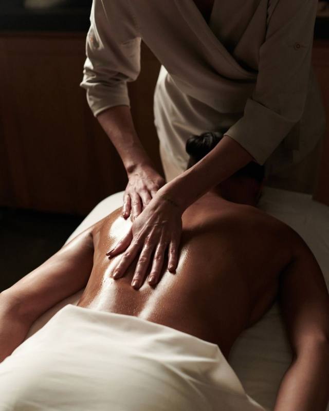 AVAILABLE TO MEET UP NOW I LICENSED AND DISCREET MASSAGE THERAPIST  LEGIT 💯💯