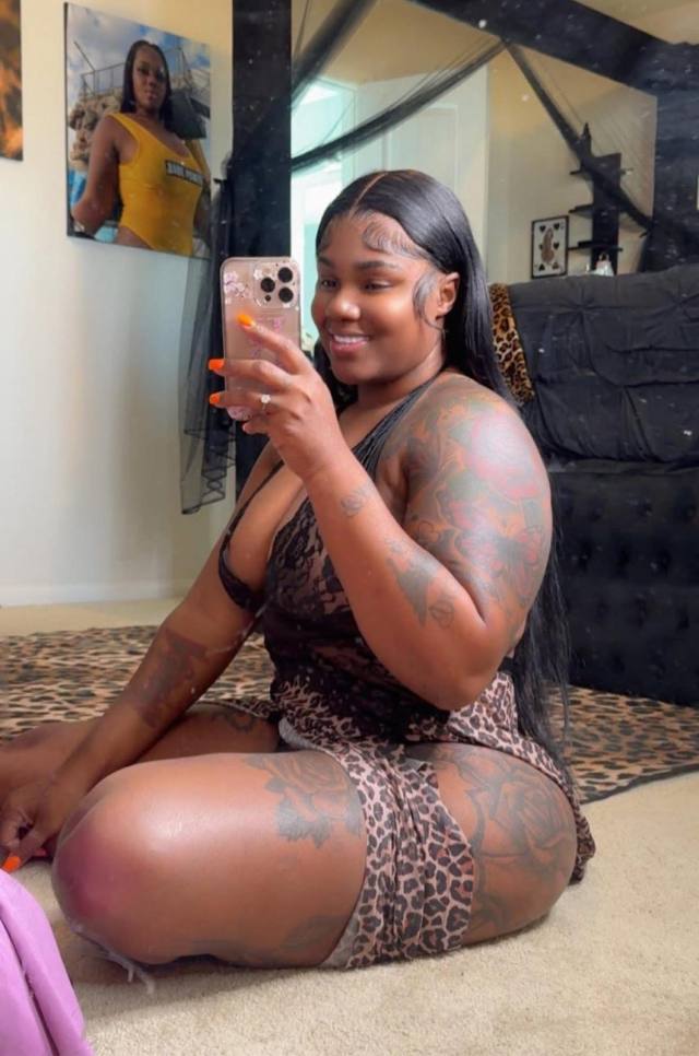 I’m Evelyn Patterson available for tonight blow job and I love sex for fun text me here WhatsApp number :+1 (559) 406-3713 Za