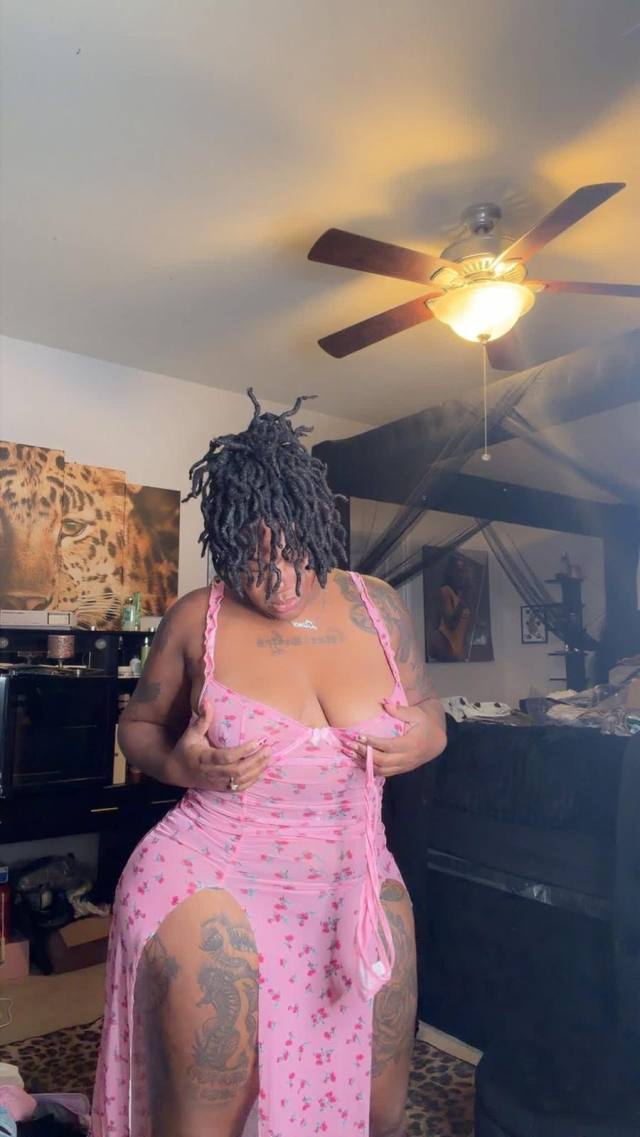 I’m Evelyn Patterson available for tonight blow job and I love sex for fun text me here WhatsApp number :+1 (559) 406-3713 Za