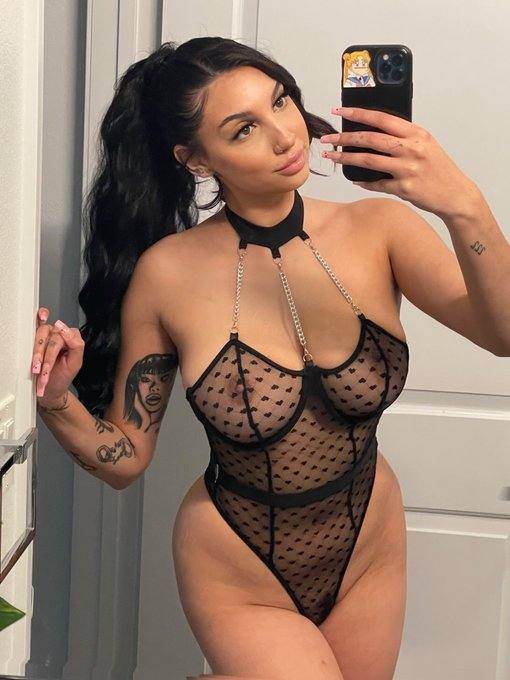 Hey💐😍Down to fuck 💦💦🍆🍑slide in get nasty🔥🥵 extra 30 minutes✨✨for new clients and chat me up rn to my +15828957559