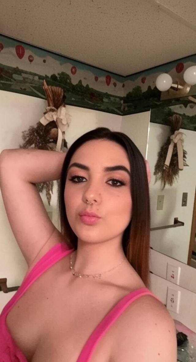 NO PAYMENT REQUIRED- SEXY SINGLE MOM FOR MEET AND FUCK AS LONG AS YOU KNOW HOW TO USE YOUR DIVK 🍑🍑💦💦🍆