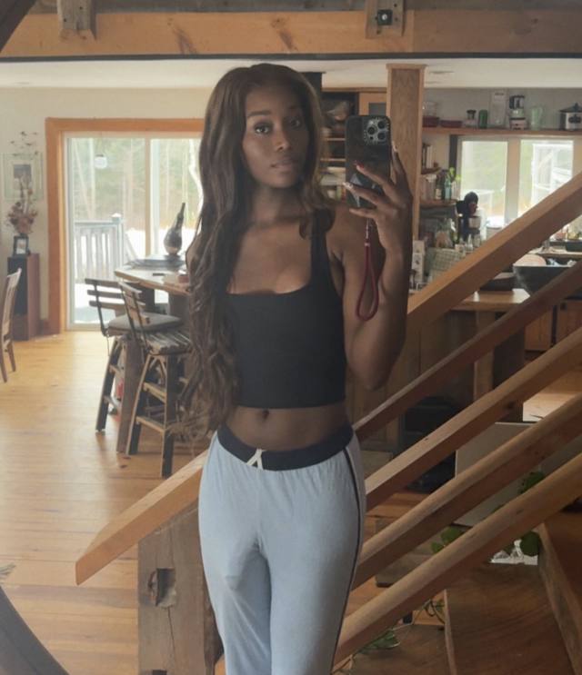 REAL SEXY BLACK TRANS AVAILABLE FIR DUN AND MEETUP 💦💦💦