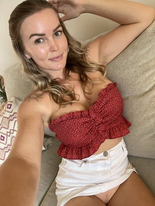 𝐓𝐡𝐢𝐬 𝐢𝐬 𝐚 𝐫𝐞𝐠𝐢𝐬𝐭𝐞𝐫𝐞𝐝 𝐚𝐝 𝐚𝐧𝐝 𝐯𝐞𝐫𝐢𝐟𝐢𝐞𝐝 ✔️™️®️ THIS PROFILE HAS BEEN VERIFIED, TRUSTED AND ALL PAYMENT METHOD SHE AGREES ON IS G