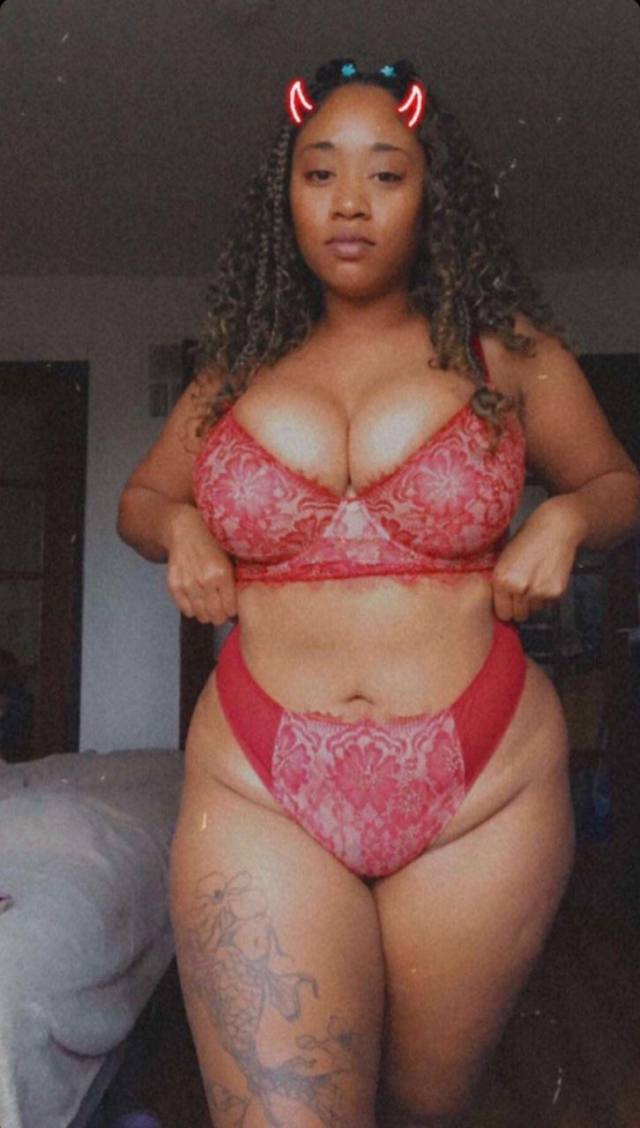 Meet up and content 🥵 Telegram: @audra147