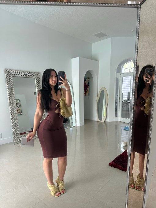 I'm michelle baker. I'm new on this site and I’m looking forward for a serious and long term relationship