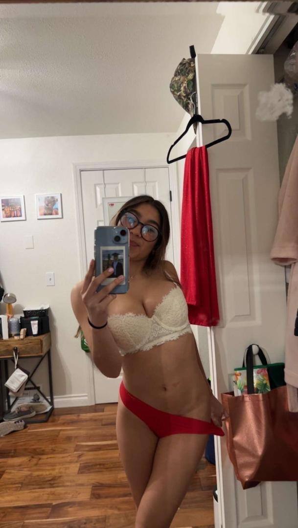 I’m available for Incall and escort
