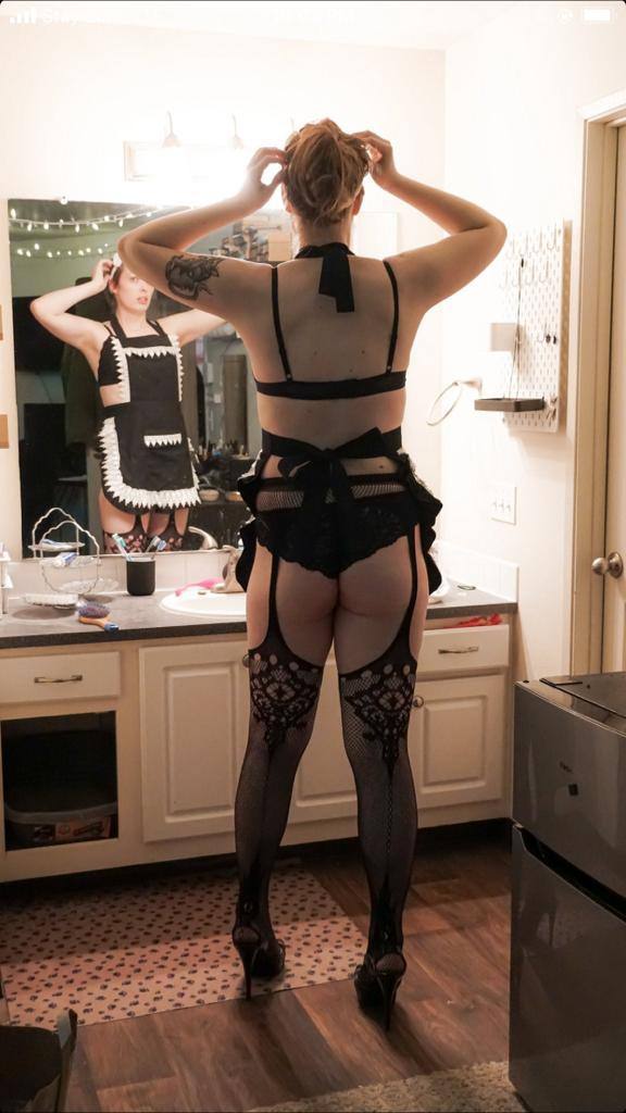 I’m available for anytype of service like meetup and I do charge for all my content like FaceTime fun or naughty videos