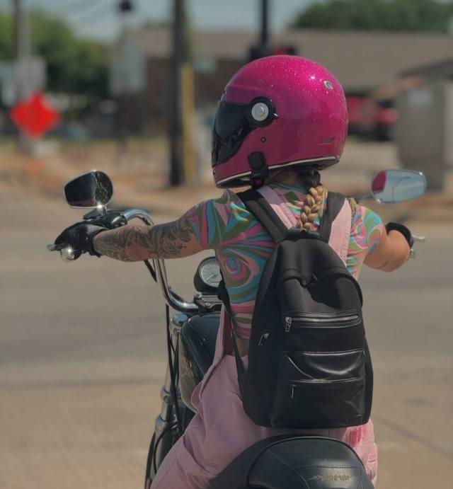 Dinner’s 🍽️🍛🧆 on me — I’m here for real connection, not transactions.I AM NOT A PROSTITUTE