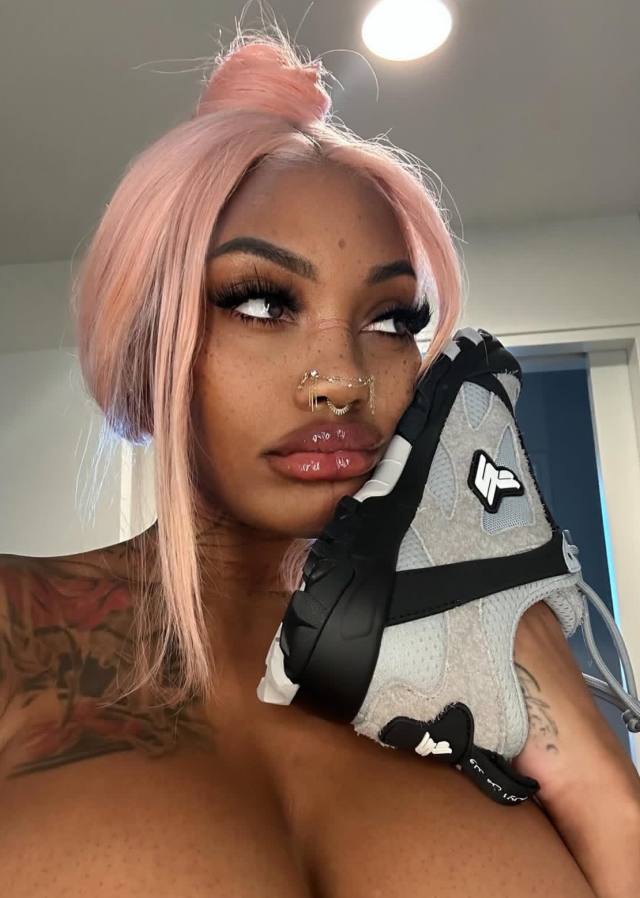 Text me up with your zip code am available anytime any day