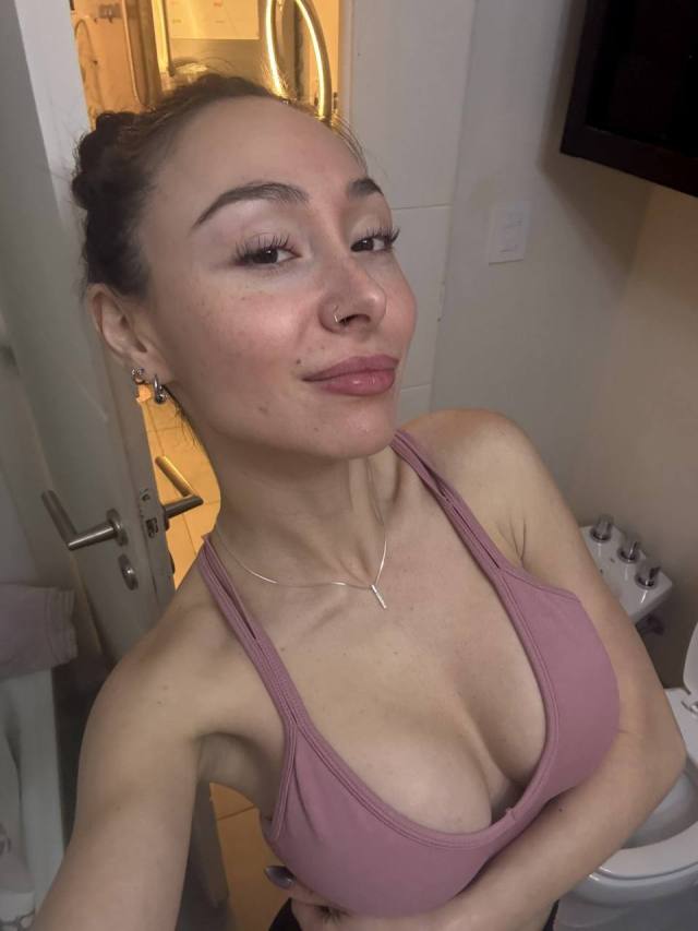 I Am available for fun, hook up and friends with benefits