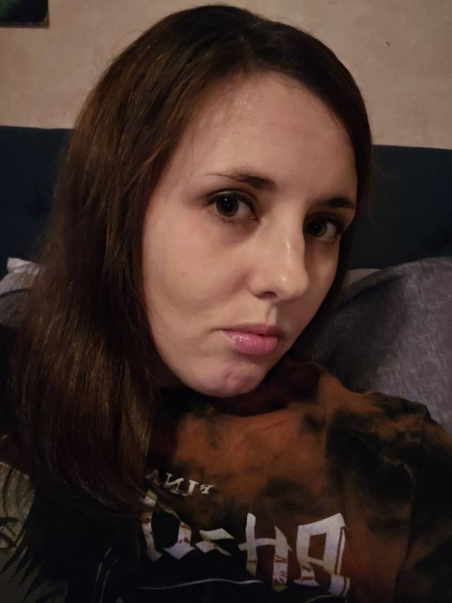 I’m that kind of woman you have been looking for, I have two kids.