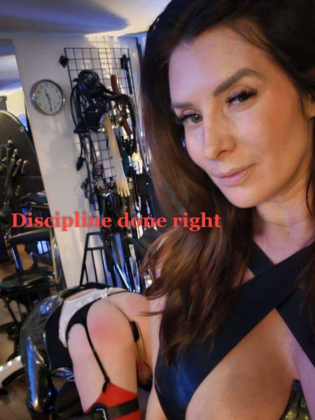 Enter the Realm of Your Dream Mistress — Dungeon Sessions Available ⛓️💄👠