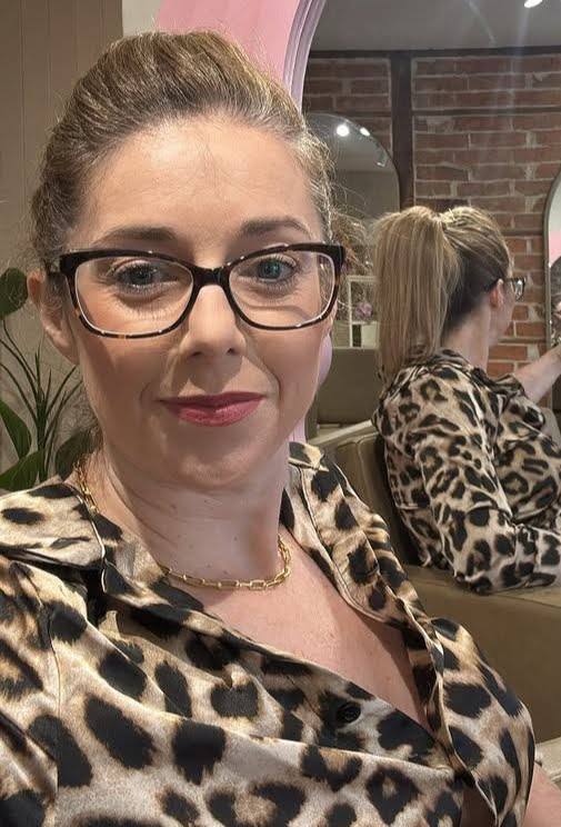 Activitly seeking a soul mate to enjoy the rest of the year and forever.