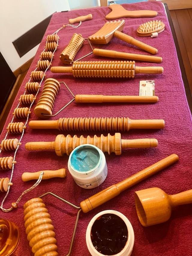 I’M A LICENSED💙CHIROPRACTOR,PROFESSIONAL MASSAGE THERAPIST. I PRIORITIZE SAFETY AND PRIVACY💖.FEEL FREE TO TEXT ME ANYTIME.