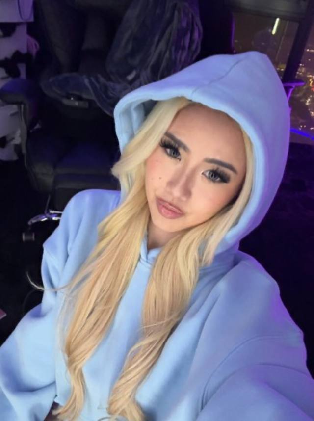 Asian erotic oil massage Incall or outcall 24/7  no games no time wasting