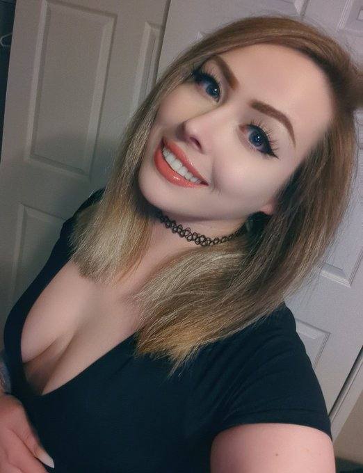 HEY 👋 I’M AVAILABLE FOR ADULT FUN, HIT ME UP 🤙 NO GAMES NO BS