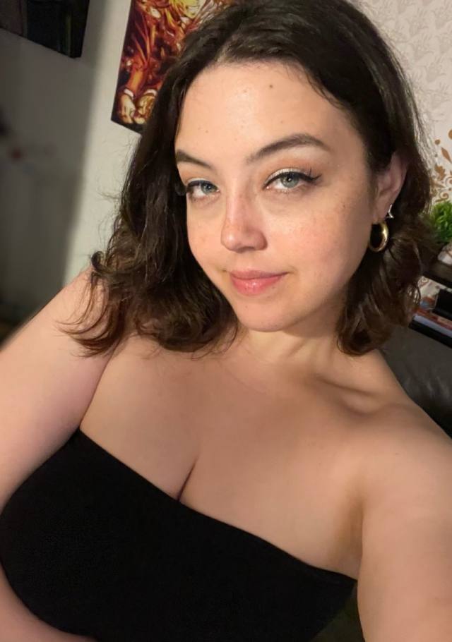 Sexy🥵 i take payment on arrival🍑 text me to my number 3852057297✅SELL PARTY FAVORS ✅ MASSAGE ✅MUT