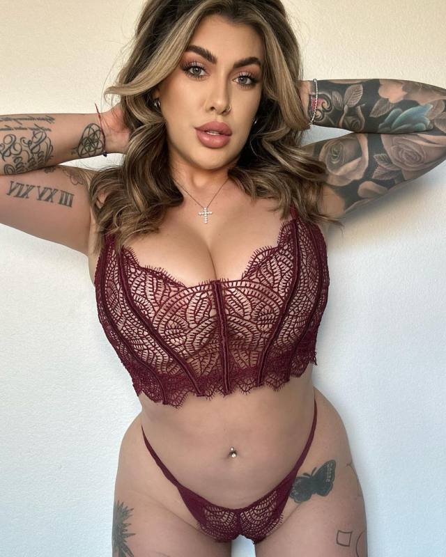 P4p- Classic lady for the day and night fun*