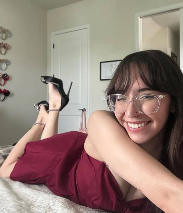 IF YOU’RE GENUINE AND WOULD LIKE TO CONNECT, DON’T HESITATE TO REACH OUT I’D LOVE TO TALK