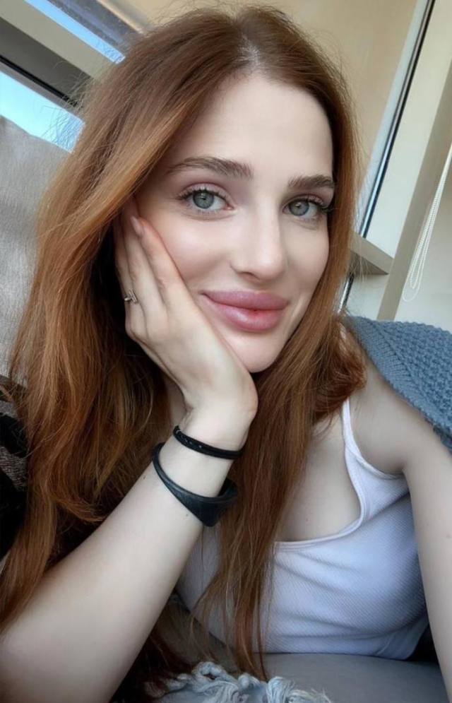 I'm Oliva looking for a serious relationship a soulmate and a well understanding man