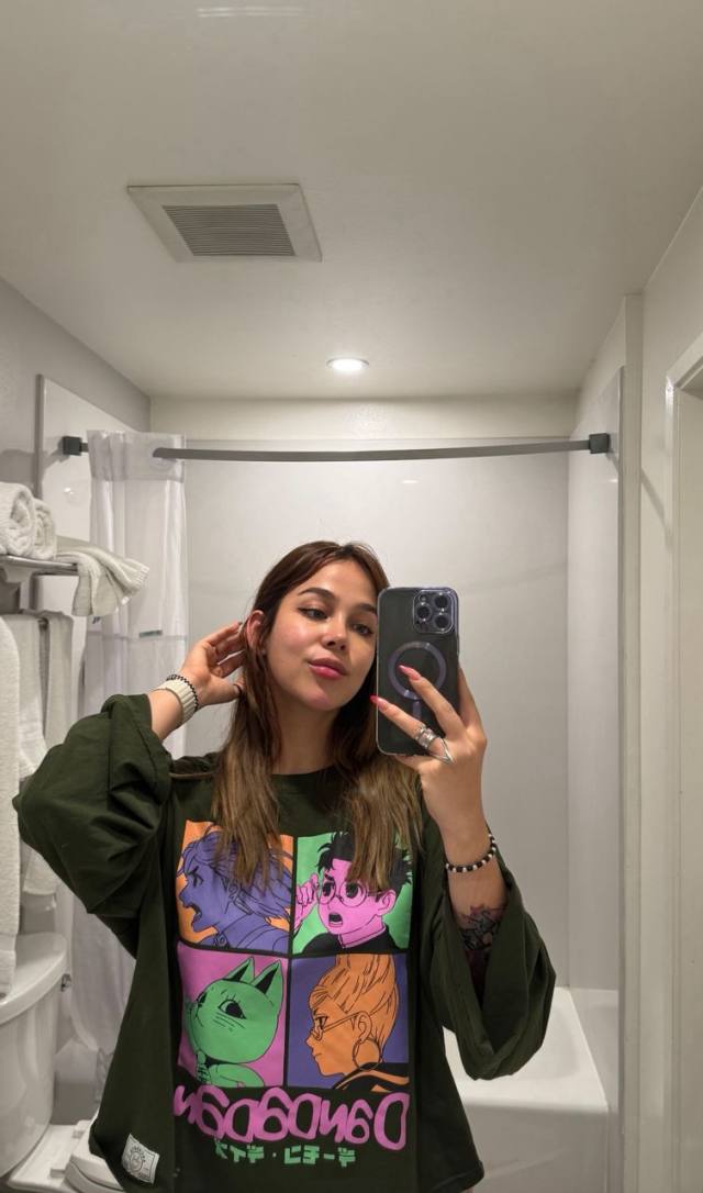 NO PAYMENT REQUIRED- SEXY SINGLE MOM AND TO HAVE FUN