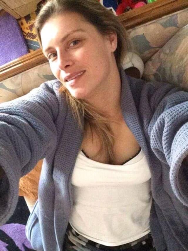 here seeking for friends with benefit💦🤍