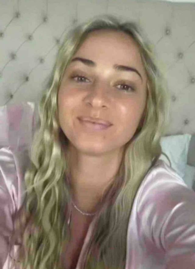 Snapchat: Alexa_new001. Massage, car fun, party favors, QVS, GFs, BBBJ, Doggy, squirting, Creampie. And more!!!