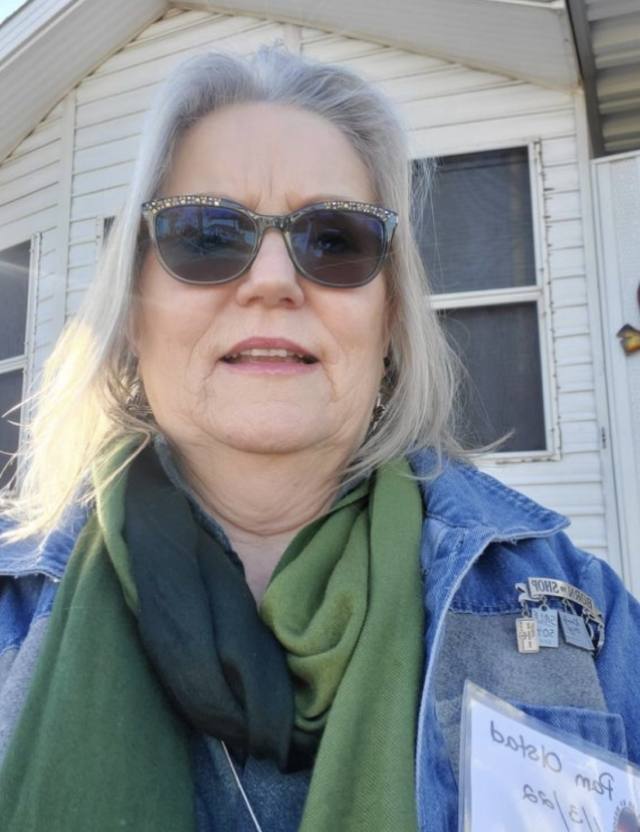 Hey man I’m here looking for a text buddy and I’m ready to pay you weekly text me up 19833330898