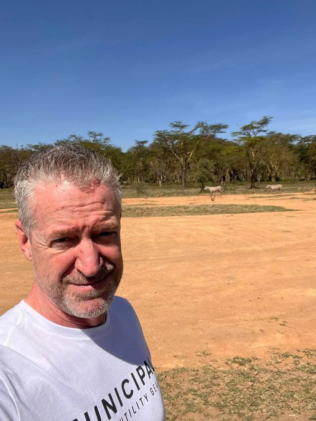 I’m a pastor and a man who is truly ready to love, I’m a widower I have no son I don’t care about distance just true love  He